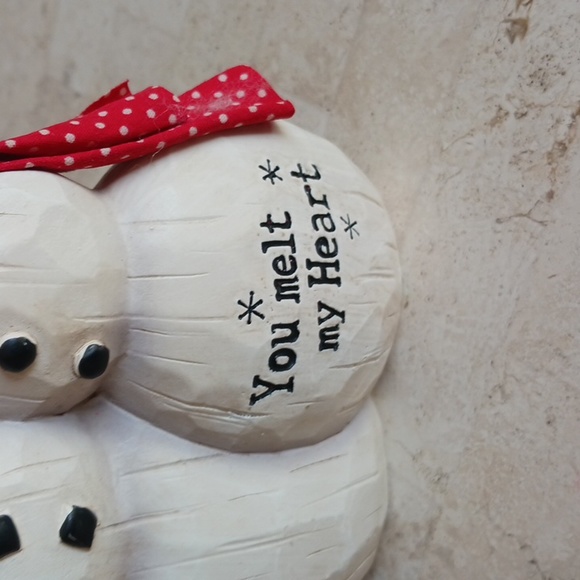 Vintage Snowman couple figurine/"carved wood" hand painted,, 5 1/2" tall..New. - Picture 5 of 12